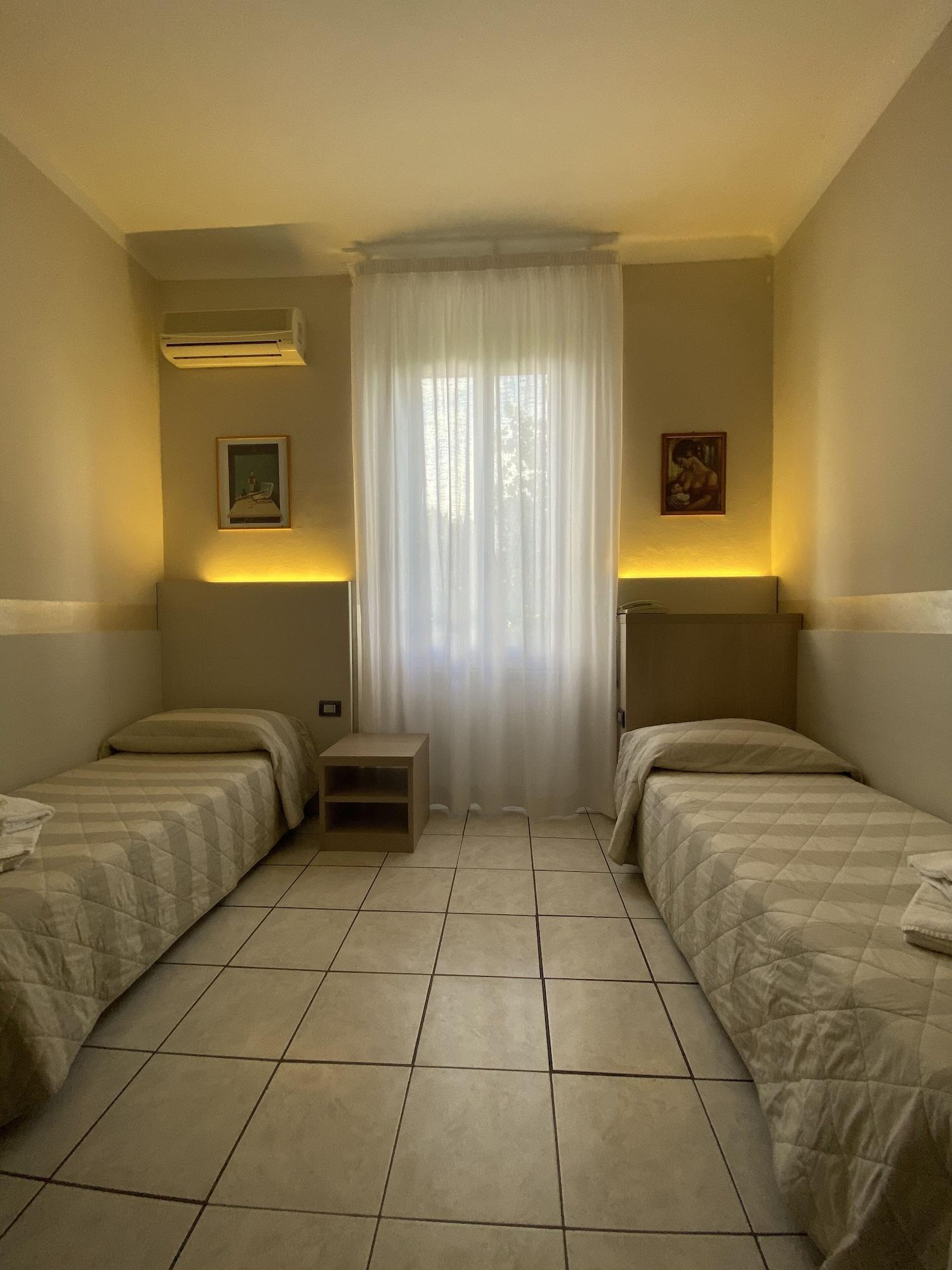 Hotel Due Giardini Milaan Buitenkant foto