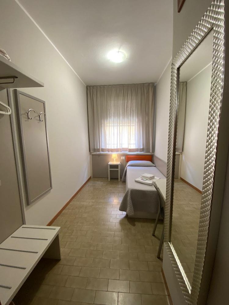 Hotel Due Giardini Milaan Buitenkant foto