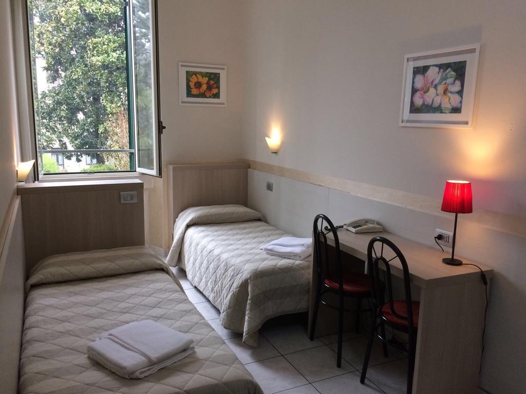 Hotel Due Giardini Milaan Buitenkant foto